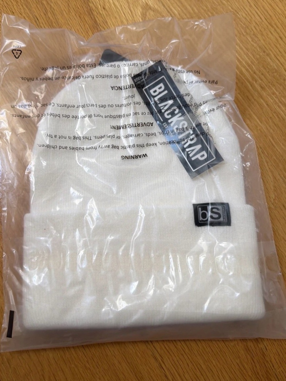 NWT Sealed Blackstrap White Beanie Winter Knit Hat Unisex One Size